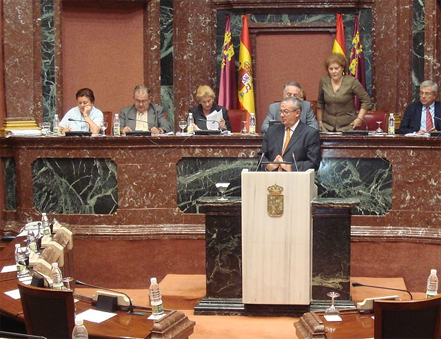 Ruiz Vivo (PP): “El PSOE pretende construir desaladoras hasta debajo de la catedral” - 1, Foto 1