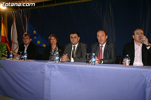 El alcalde de Totana y la directora general de Centros inauguran el curso escolar 2008/2009 en el Colegio Público San José, Foto 1