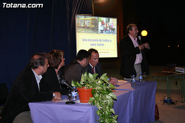 El alcalde de Totana y la directora general de Centros inauguran el curso escolar 2008/2009 en el Colegio Pblico San Jos - 12