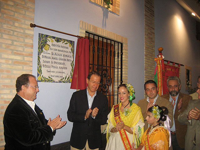 El Alcalde de Murcia ha acompañado a los miembros de la peña  El Membrillo en la inauguración de su nueva sede en Santiago y Zaraíche - 2, Foto 2