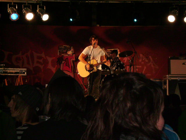 El I Festival YESCAROCK caus sensacin entre los mas de 800 jvenes que acudieron al concierto - 5