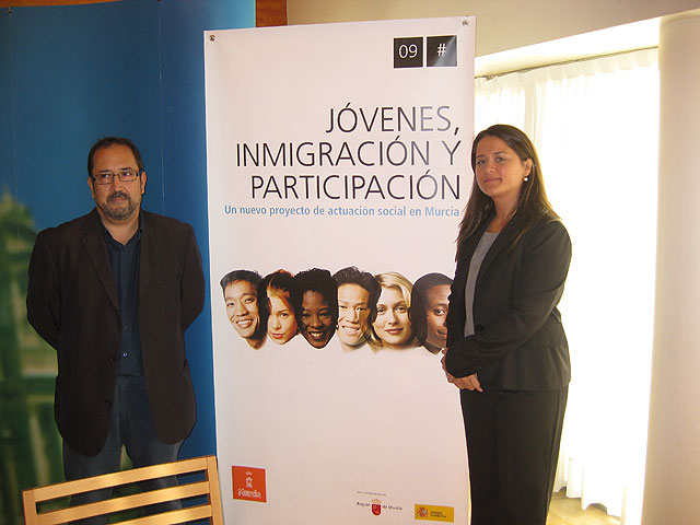Juventud inicia un programa para favorecer la integración de inmigrantes - 1, Foto 1