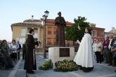 Cehegín rinde homenaje a la orden franciscana con una escultura en bronce