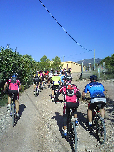 La segunda ruta en bicicleta de montaña discurrió por el Camino del Taibilla y la Lentiscosa, Foto 2