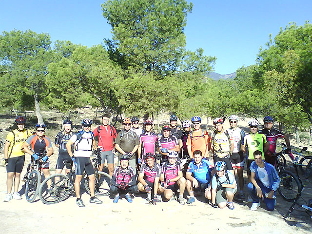 La segunda ruta en bicicleta de montaña discurrió por el Camino del Taibilla y la Lentiscosa, Foto 3