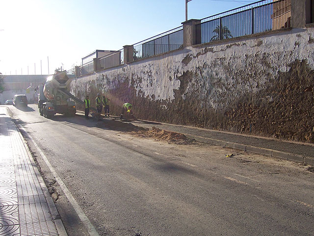 Los puestos de alimentación del mercadillo semanal dispondrán de más de diez puntos eléctricos, Foto 2