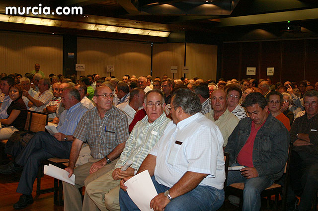 AMPOAS y COATO reclaman al Ejecutivo regional la ampliacin presupuestaria de las ayudas agroambientales del Programa de Desarrollo Rural - 14