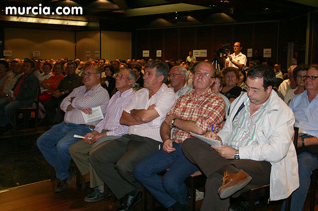 AMPOAS y COATO reclaman al Ejecutivo regional la ampliacin presupuestaria de las ayudas agroambientales del Programa de Desarrollo Rural - 30