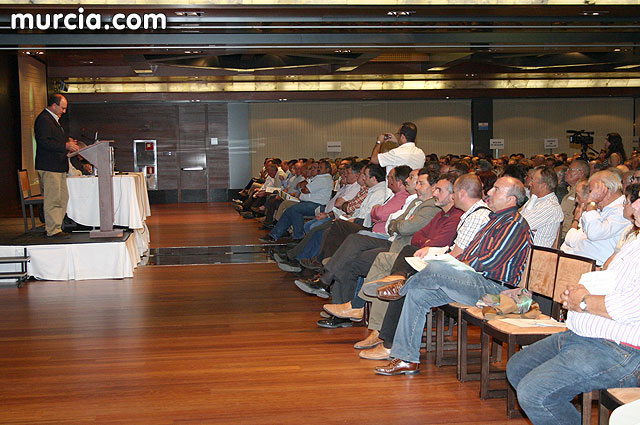 AMPOAS y COATO reclaman al Ejecutivo regional la ampliacin presupuestaria de las ayudas agroambientales del Programa de Desarrollo Rural - 27