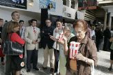 Más de 150 mayores asisten en Lorca a la sesión inaugural del ciclo “Mayores de Cine”