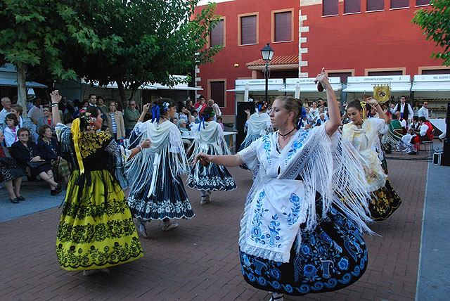 Actuación del Grupo de Coros y Danzas El Molinico en Alicante - 1, Foto 1