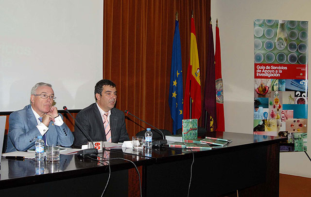La Universidad de Murcia presenta la guía que informa de sus servicios a empresas de investigación e instituciones - 3, Foto 3