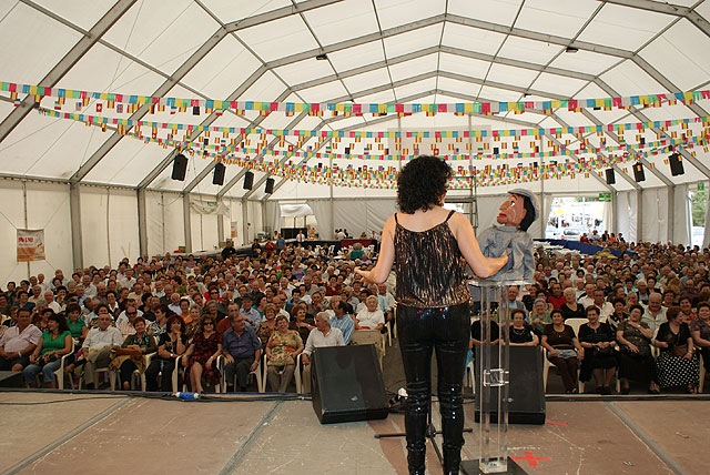 Especial Día de los Mayores en la Caseta Municipal con motivo de las Fiestas Patronales - 1, Foto 1