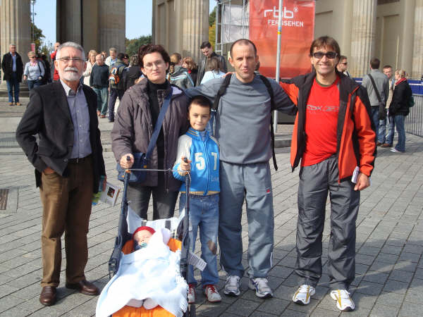 Atletas del Club Atletismo Totana participaron en la 35 edicin de la maratn de Berln - 2