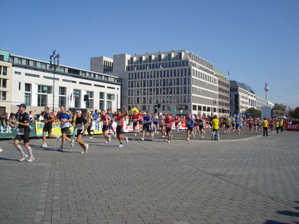Atletas del Club Atletismo Totana participaron en la 35 edicin de la maratn de Berln - 5