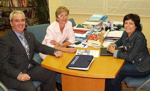 Amesal se reune con María del Carmen Pelegrín - 1, Foto 1