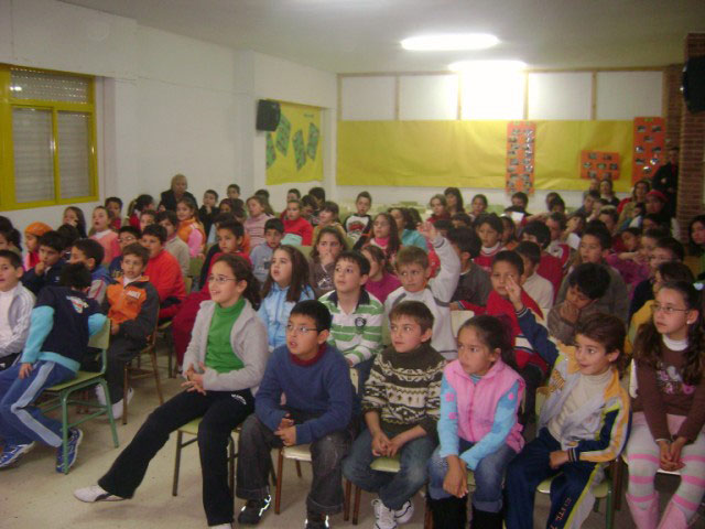La Concejalía de Educación del Ayuntamiento de Alguazas amplía las ayudas para la adquisición de libros de texto a toda la enseñanza obligatoria - 1, Foto 1