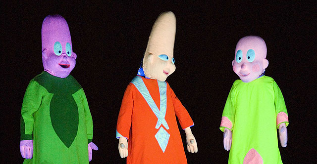 'Overbooking' en el espectáculo de marionetas que abrió el programa de Teatro Escolar - 1, Foto 1