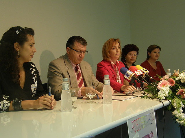 15 personas se beneficiarán de un nuevo programa de habilidades sociales del Ayuntamiento de Lorca - 1, Foto 1