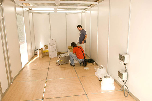 Las casetas de la Feria del Libro toman la calle del Carmen - 4, Foto 4