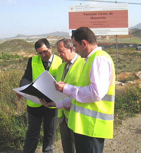 El director general de Carreteras visita las obras del tramo Mazarrn-guilas de la N-332, que permitirn mejorar los accesos a la zona costera, Foto 2