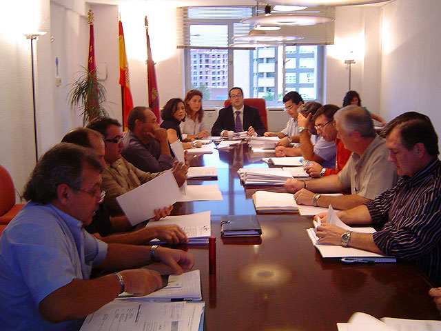 Ayuntamiento y sindicatos programan las negociaciones del nuevo Acuerdo de Condiciones de Trabajo - 1, Foto 1