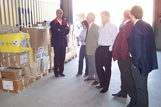 La concejal de Cooperación asistió a la partida de un ‘container’ hacia El Salvador - 2, Foto 2