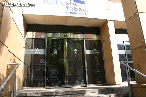 La Consejera de Sanidad da luz verde a la inminente construccin del nuevo centro de salud Totana Sur, ubicado en “La Bscula” - 6