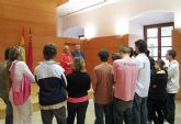 El Gobierno recibe a los jvenes descendientes de emigrantes murcianos que visitan la Regin
