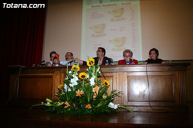 Un total de 35 personas comienzan hoy el curso “Cuidados paliativos al final de la vida en domicilio” - 6