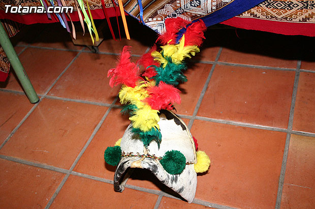 La asociacin boliviana “Verde, Rojo y Amarillo”  expone las costumbres, tradiciones y cultura de su pas en el Centro Sociocultural “La Crcel” - 10