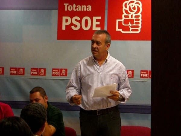 Los socialistas de Totana eligen nuevo Secretario General a Juan Fco. Otálora, Foto 1