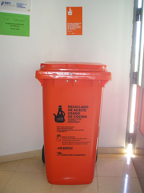 Puerto Lumbreras recicla 200 litros de aceite de cocina usado durante los últimos 6 meses - 1, Foto 1