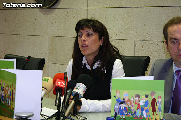 El Ayuntamiento y el Instituto de Seguridad Laboral inician una campaña para fijar hbitos de prevencin - 2