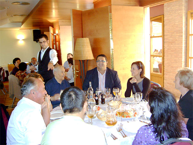 Los usuarios del Centro Municipal de Personas Mayores celebran la asamblea general de socios, Foto 3