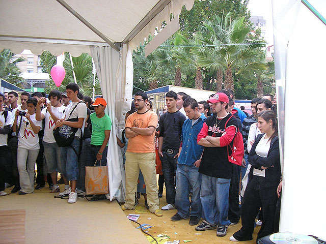 La Concejalía de Juventud y cerca de una decena de asociaciones juveniles de la localidad participan en la IX Feria Regional de Participación Juvenil “Zona Joven 2008, Foto 5