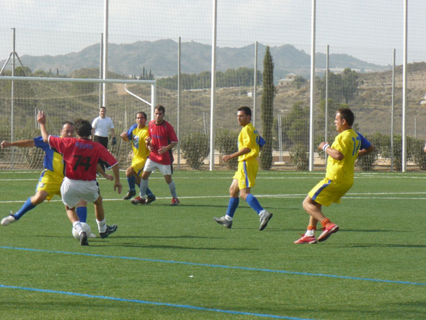Fifth round of the amateur football league "Play Fair", Foto 3