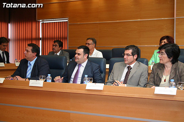 La Consejería de Política Social destina casi 400.000 euros a Totana para programas de de inmigración, Foto 1