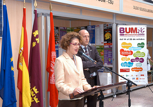 La Universidad de Murcia celebra la Feria de Bienvenida con más de 40 stands y una especial preocupación por el medio ambiente - 1, Foto 1