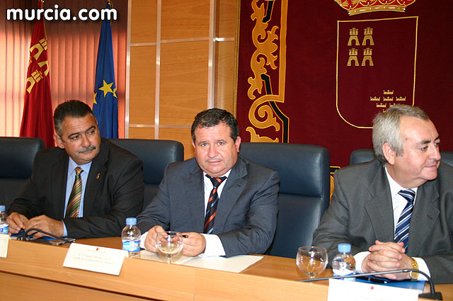 Los municipios de la Regin dispondrn de casi 11 millones de euros para programas de inmigracin y atencin temprana - 4