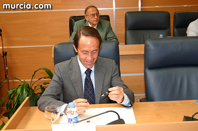 Los municipios de la Regin dispondrn de casi 11 millones de euros para programas de inmigracin y atencin temprana - 7