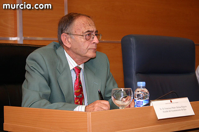 Los municipios de la Regin dispondrn de casi 11 millones de euros para programas de inmigracin y atencin temprana - 8