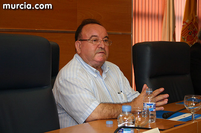 Los municipios de la Regin dispondrn de casi 11 millones de euros para programas de inmigracin y atencin temprana - 9