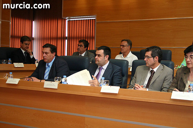 Los municipios de la Regin dispondrn de casi 11 millones de euros para programas de inmigracin y atencin temprana - 12