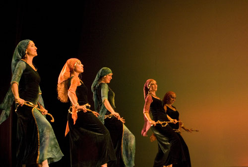 La compaña Zaar, de la que forma parte una totanera, ofrecer este viernes en Lorqu el espectculo Al Bidaya - 5