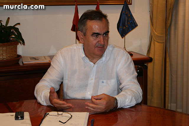 El delegado del Gobierno mantuvo una reunin con el grupo municipal socialista de Totana - 8