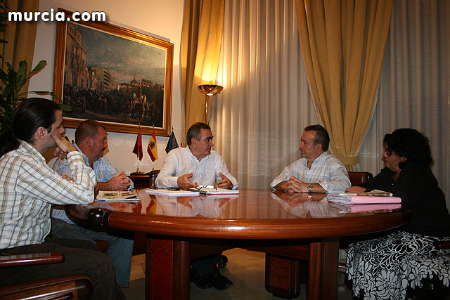 El delegado del Gobierno mantuvo una reunin con el grupo municipal socialista de Totana - 9
