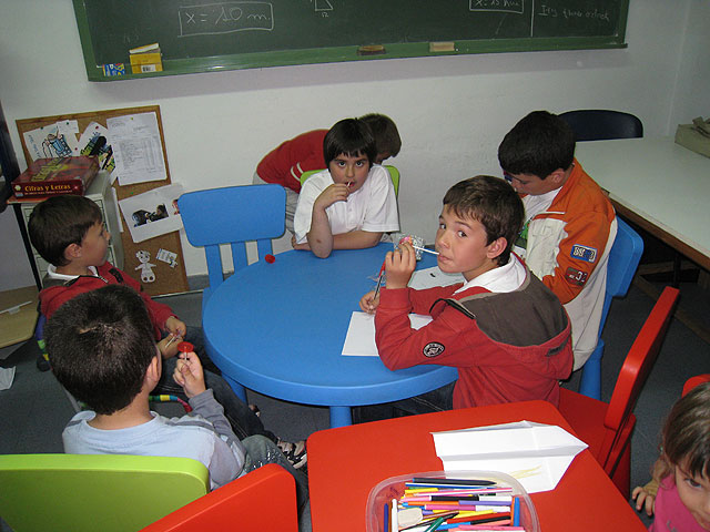 El “Proyecto Nexo: un taller para padres y madres”, que “el Candil” desarrolla por tercer año consecutivo, comienza esta noche, Foto 2