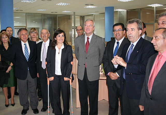 Valcárcel inaugura en Fuente Álamo un edificio que ofrecerá servicios en los ámbitos agrario y municipal - 1, Foto 1