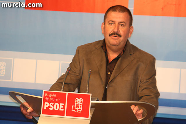 El PSOE de Totana exige a Valcrcel que se disculpe ante los concejales que acusaron a Juan Morales de favorecer a militantes del PP - 5